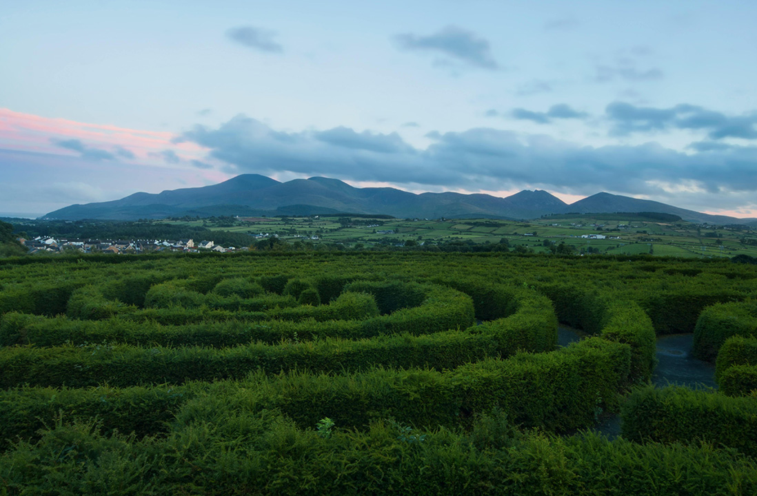 How to Pitch Your Startup: Be a Maze Cheater